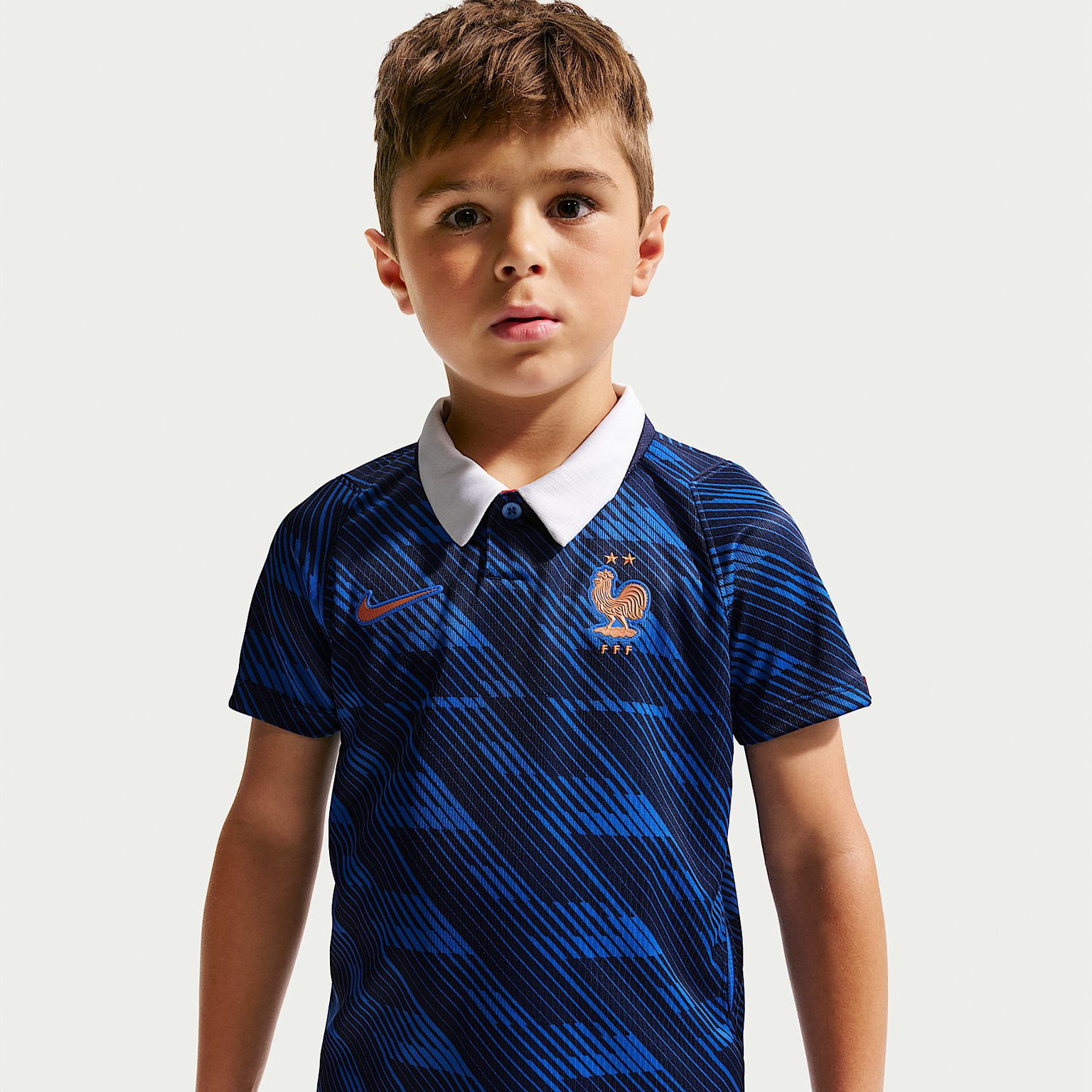Kid's Nike France Home 2026 Kit - Image 2