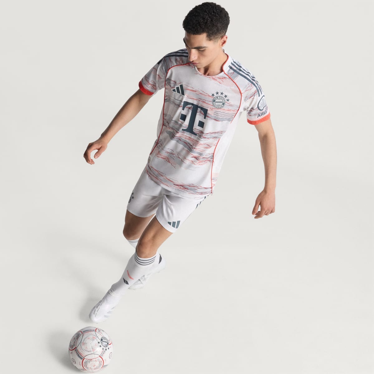 Men's Adidas FC Bayern Authentic Away 2026 Jersey - Image 3