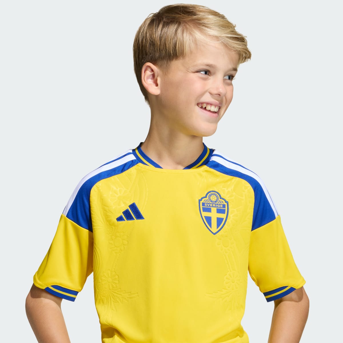 Kid's Adidas Sweden Home 2026 Jersey - Image 8